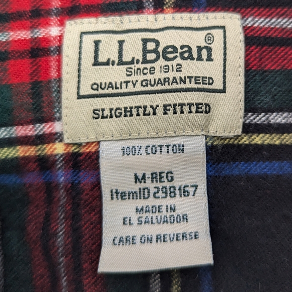 L.L. Bean Men's Plaid Flannel Button Up Shirt, size medium - Picture 2 of 5